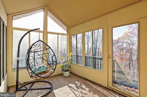 185 Baptist Ln, Linden VA  22642-5660 exterior