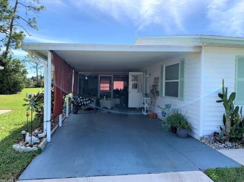 5 Pinewood Blvd, Lehigh Acres, FL 33936-7344
