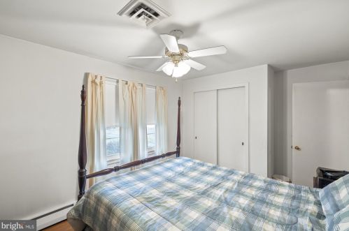 15 Lee St, Hanover PA  17331-1923 exterior