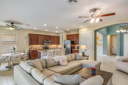 11964 Crestwood Cir, Port Saint Lucie FL  34987-2738 exterior