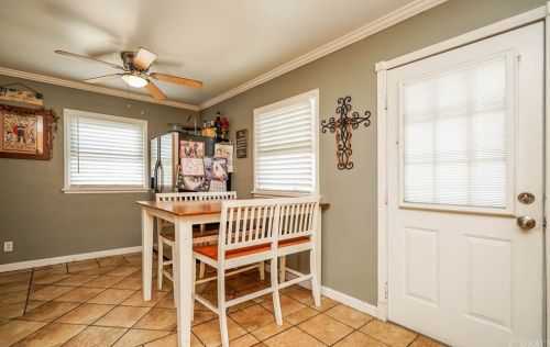 5132 Gardenia Ave, Long Beach CA  90807-1116 exterior