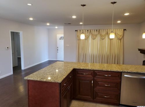 3304 Alabama St, Glendale CA 91214-1213 exterior