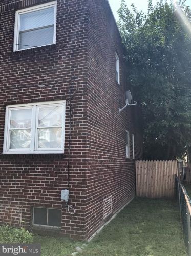 1612 Woodlynne Ave, Camden, NJ 08107-2231