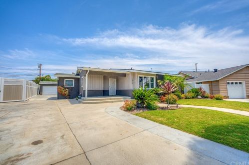 6413 Don Julio St, Long Beach, CA 90815-2329