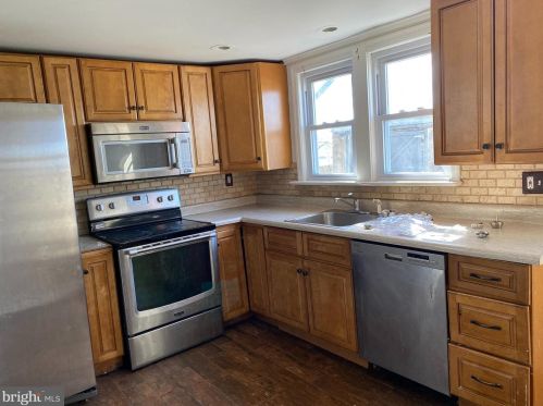 1024 Green St, Boothwyn PA  19061-4521 exterior