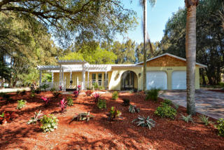 6205 Goldfinch St, Sarasota, FL 34241-9368