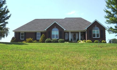 2421 Bearwallow Rd, Maud, KY 40069-9309