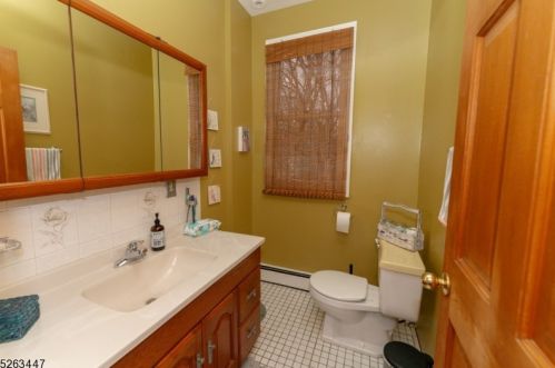 83 Voit Ave, Lincoln Park NJ  07035-1039 exterior