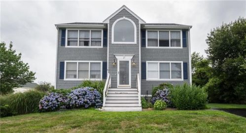 45 White Swan Dr, South Kingstown, RI 02882-6129