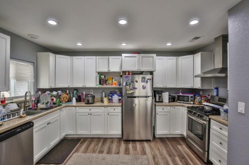 939 Garfield St, Lodi CA  95240-5404 exterior