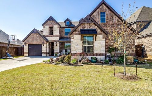 944 Merion Dr, Burleson, TX 76028-3264