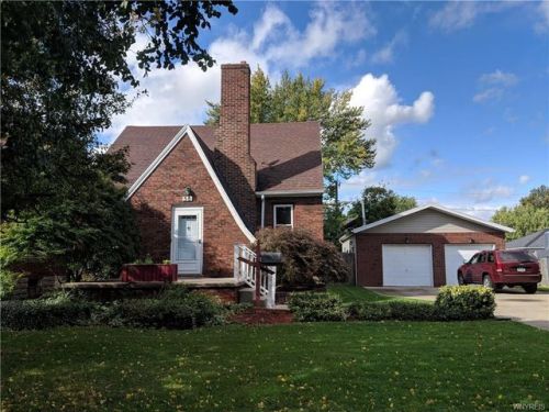 58 Kettering Dr, Buffalo, NY 14223-2644