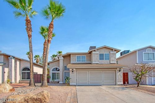 3821 Camino Del Rio, Glendale, AZ 85310-4133