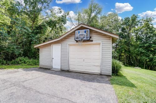 10641 Carolina Trace Rd, New Haven OH  45030-1611 exterior