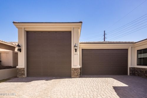 1096 Acoma Blvd, Lake Havasu City, AZ 86406-6527
