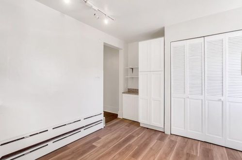 4135 Murray Ave, Pittsburgh PA  15217-2307 exterior