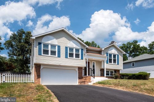 5901 Danielle Dr, Fredericksburg VA  22407-6495 exterior