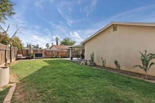 6148 San Juan Ct, Riverbank CA  95367-2742 exterior