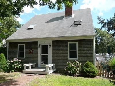26 Uncle Zlotis Rd, Chatham, MA 02633-1595