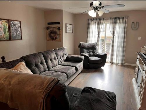 257 6th St, Connellsville PA  15425-2528 exterior