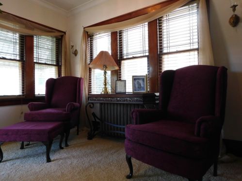 4077 15th St, Milwaukee, WI 53209-6910