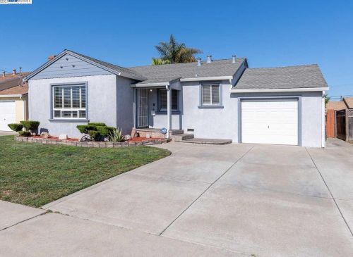 15018 Edgemoor St, San Leandro, CA 94579-1628