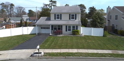 533 Dorothy Pl, Bricktown NJ  08723-8042 exterior