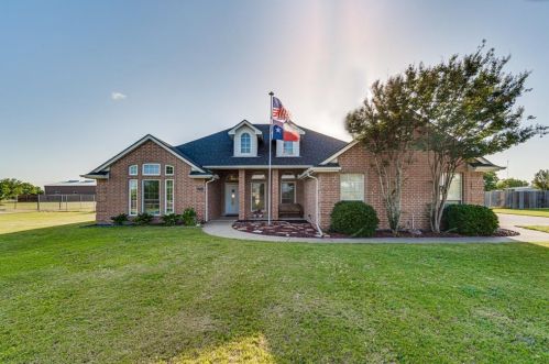 2921 Pleasantville Rd, Midlothian, TX 76065-6955