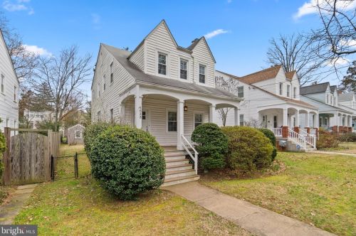 4623 44th St, Washington, DC 20016-4525