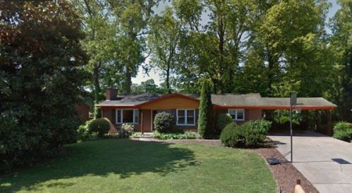 610 Carolina Ave, Statesville, NC 28677-3331
