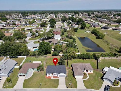 7713 Manor Dr, Lakeland, FL 33810-1378