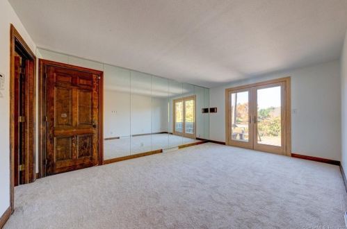 58 Quail Hollow Dr, Southington CT  06489-1616 exterior