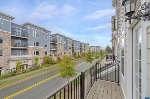 1044 Old Trail Dr, Crozet VA  22932-3341 exterior