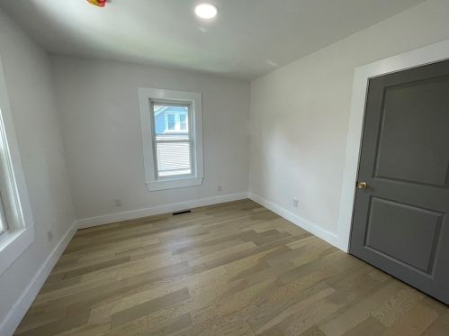 31 Emerson St, Weymouth MA  02189-1709 exterior