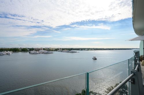 1100 Flagler Dr, West Palm Beach, FL