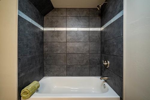 1108 8 St, Manitowoc WI 54220-2818 exterior