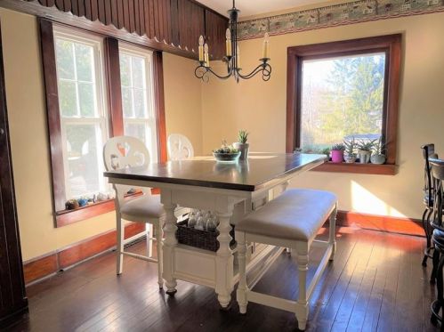 27 Orchard Way, New Castle PA  16105-1207 exterior