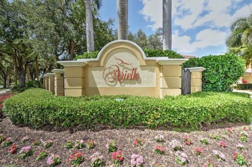 2200 Arielle Dr, Naples FL  34109-0340 exterior