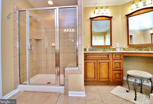 320 Stephen Ct, Charles Town WV  25414-4126 exterior