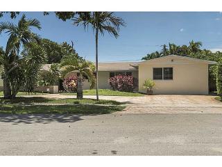 2030 202nd St, Miami, FL 33179-2810