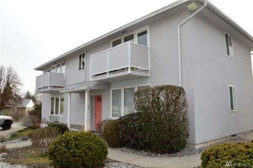 155 Lavender Ct, Wenatchee, WA 98801-3846