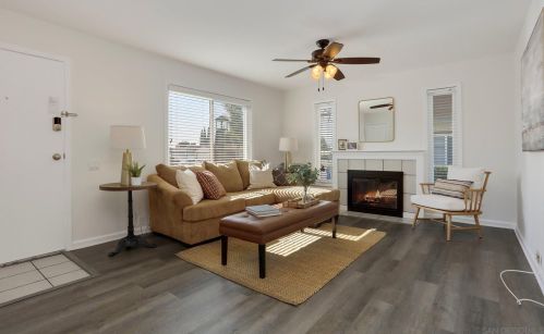 10559 Westonhill Dr, San Diego, CA 92126-2819