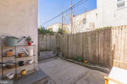 927 Mckean St, Philadelphia PA  19148-2326 exterior