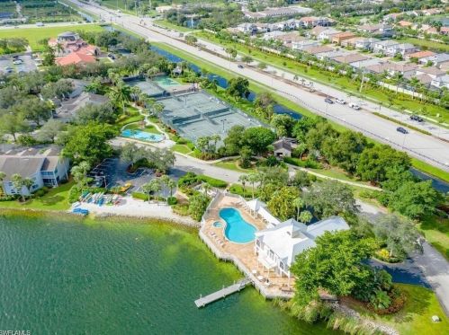 2671 Citrus Lake Dr, Naples, FL 34109-7614