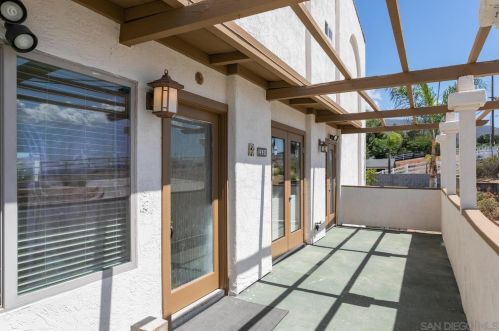 2638 Victoria Dr, Alpine, CA 91901-3664