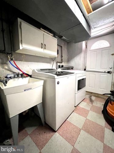 6339 Elmhurst St, Philadelphia PA 19111-5804 exterior