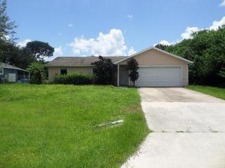 825 Cody Ave, Sebastian, FL 32958-5115