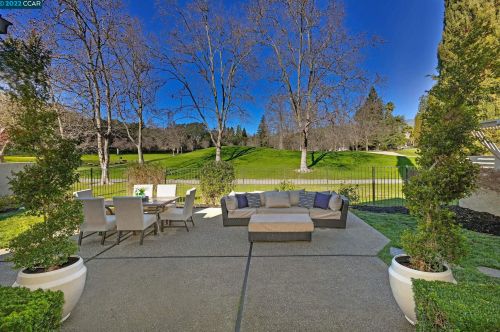 354 Jacaranda Dr, Danville, CA 94506-2125