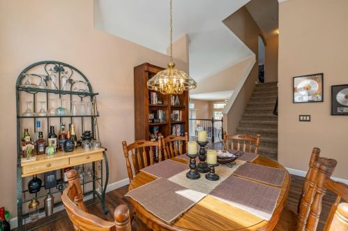 8686 White Peacock Way, Elk Grove CA  95624-3701 exterior