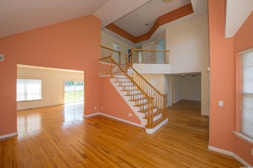 2 Arborvitae Ln, Miller Place, NY 11764-3021